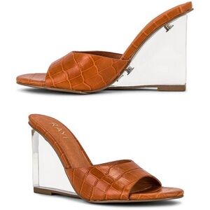 Raye Rise Wedge original retail $188 size 7 lucite heel croc embossed